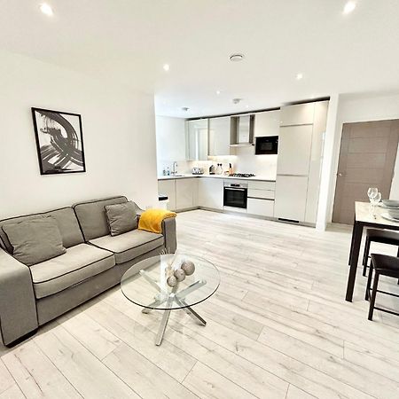 Queens Luxury Apartments Wembley Stadium - Лондон Экстерьер фото