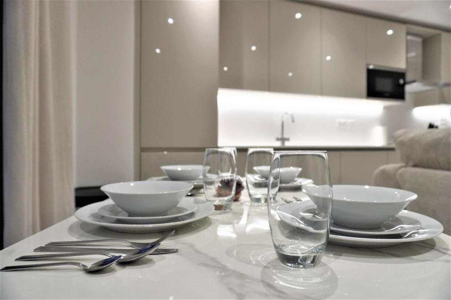 Queens Luxury Apartments Wembley Stadium - Лондон Экстерьер фото